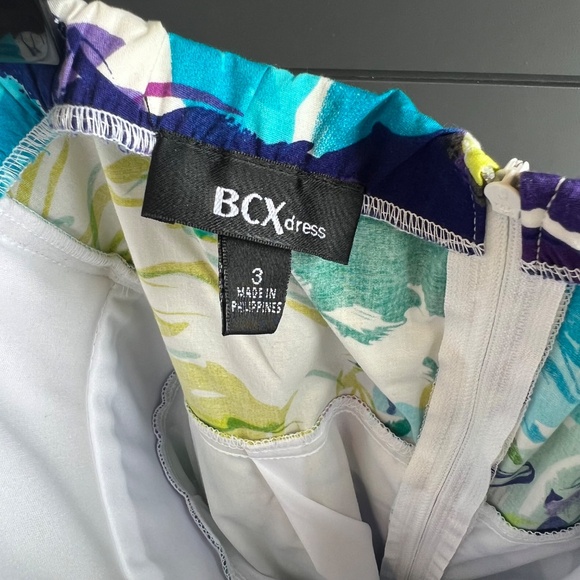 NWOT Strapless Dress in White & Purple - Picture 7 of 7